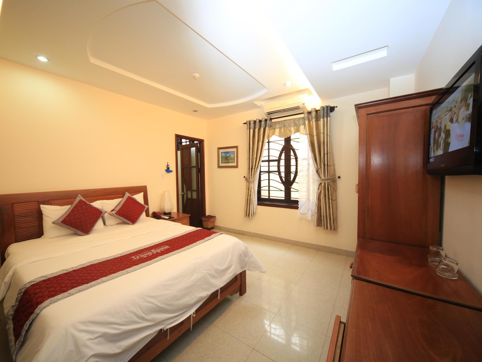 Trung Duong Da Nang Beach Hotel Екстер'єр фото