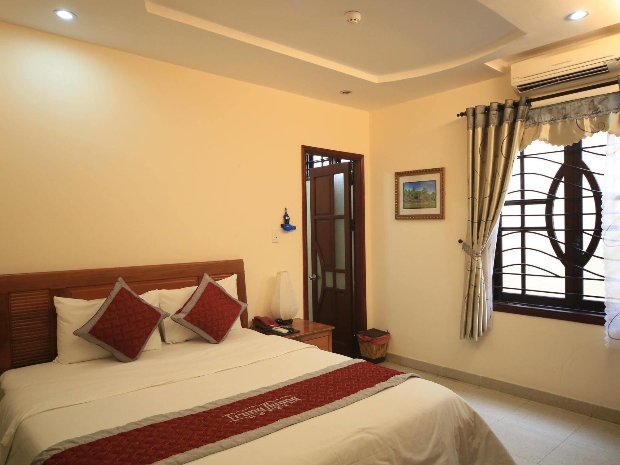 Trung Duong Da Nang Beach Hotel Екстер'єр фото