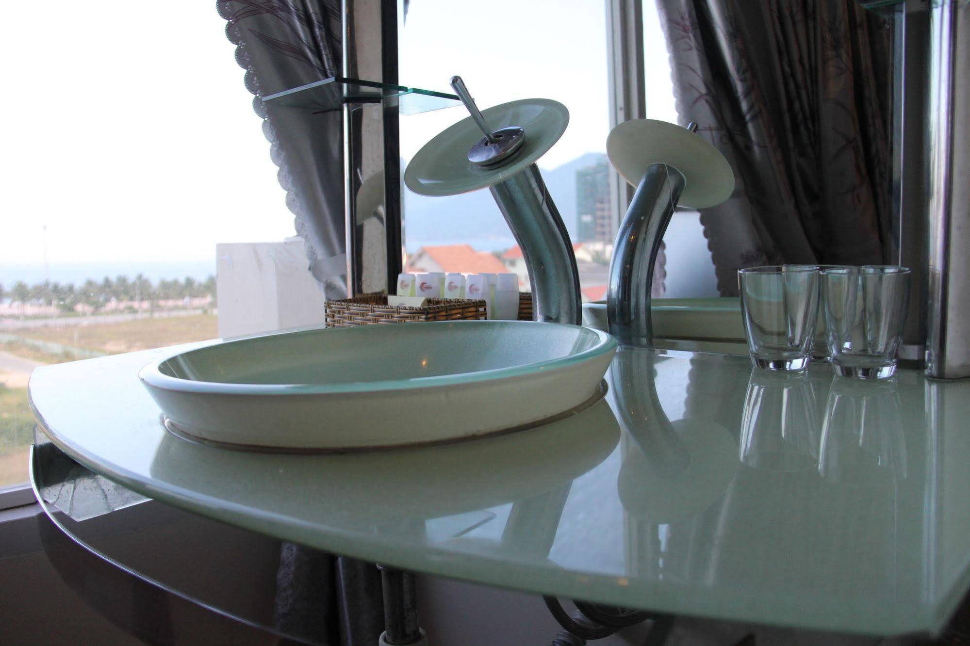 Trung Duong Da Nang Beach Hotel Екстер'єр фото