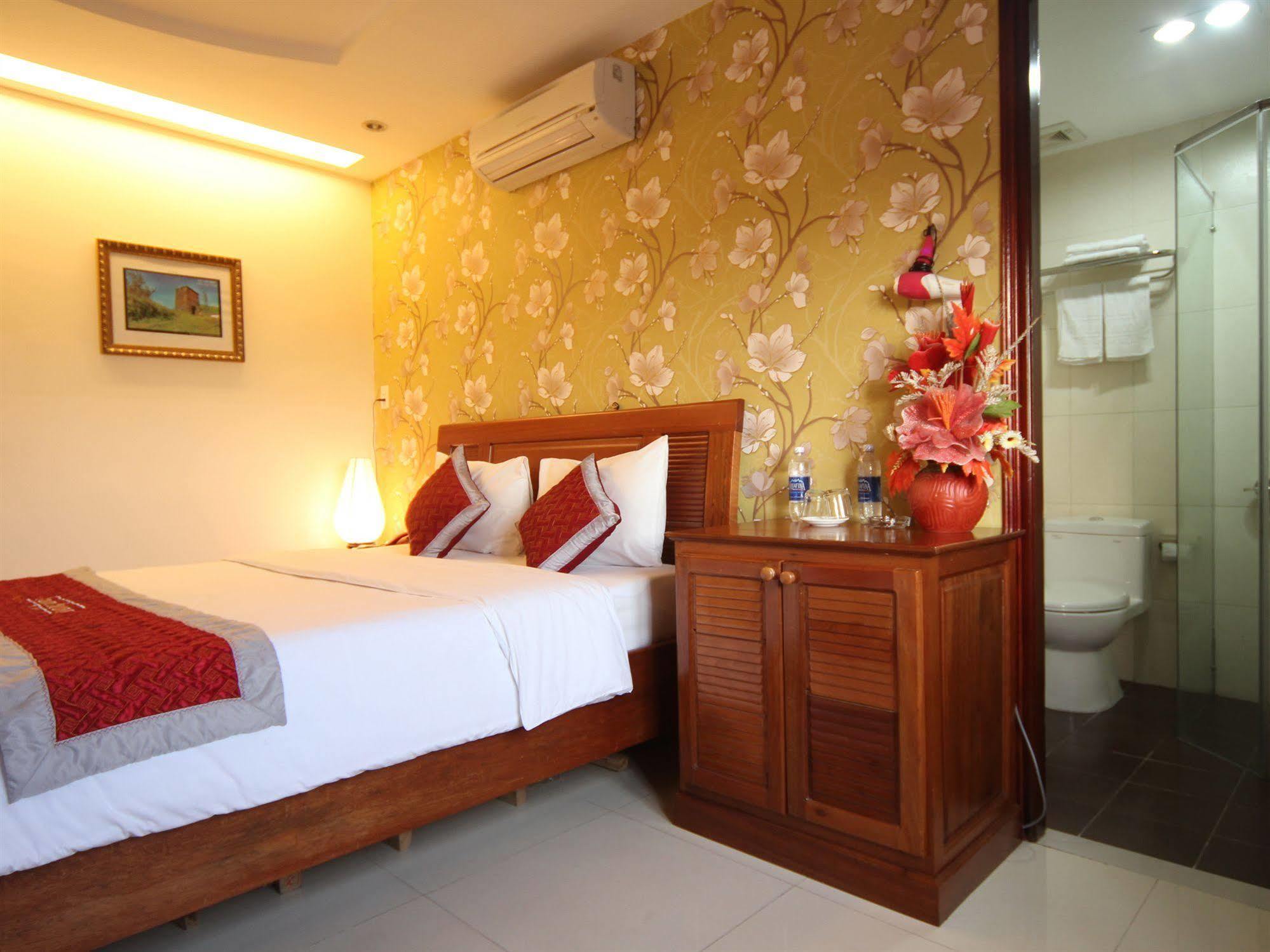 Trung Duong Da Nang Beach Hotel Екстер'єр фото